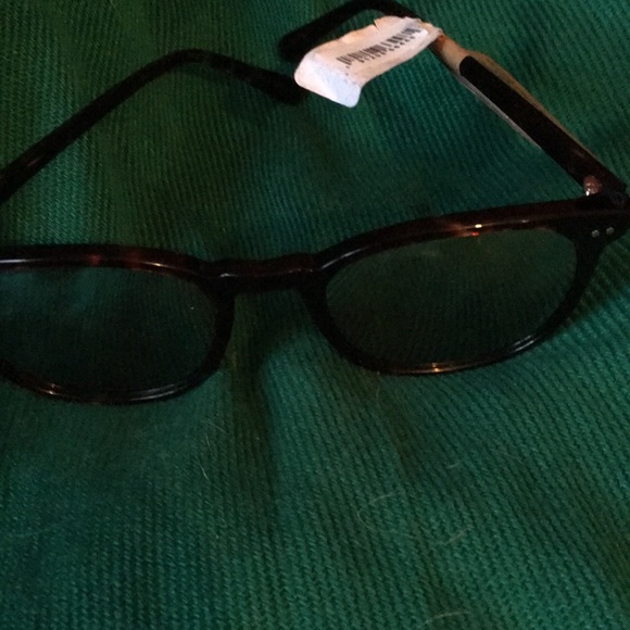 Nordstrom Accessories - Nordstroms sunglasses